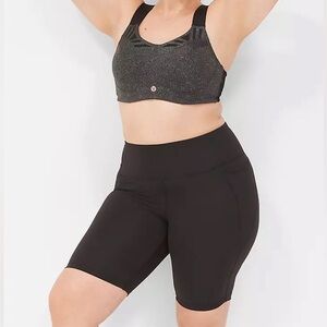 LIVI Women's Plus Size 22/24 Pull On Black Knee Bermuda Shorts